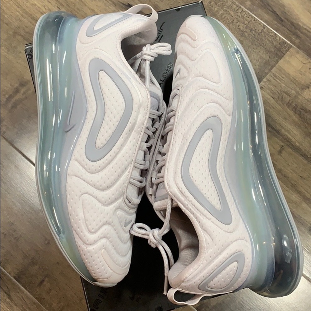 NIKE AIR MAX 720 Vast Grey/Vast Grey-Wolf Grey - Picture 16 of 16